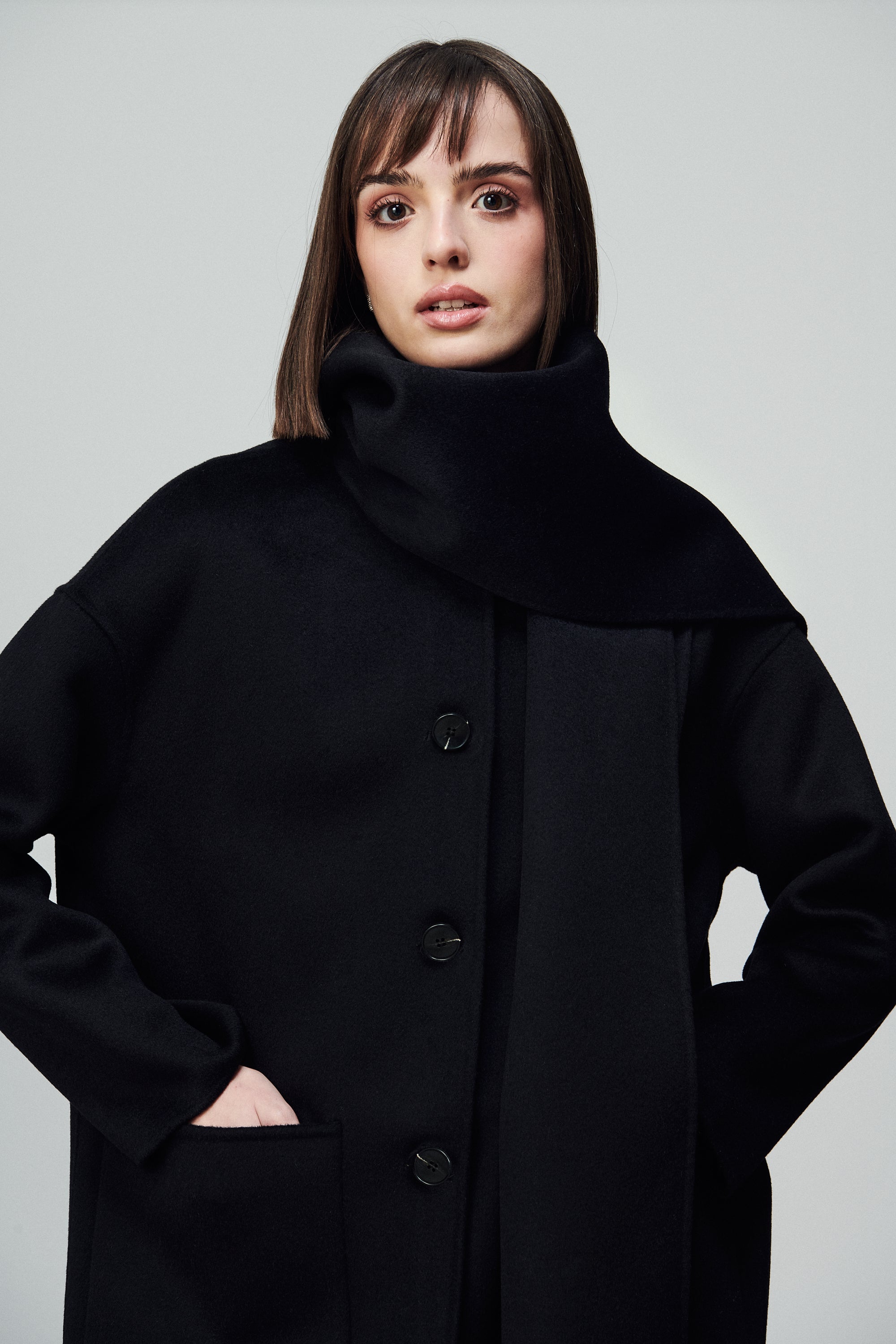 Antwerp Scarf Coat Noir