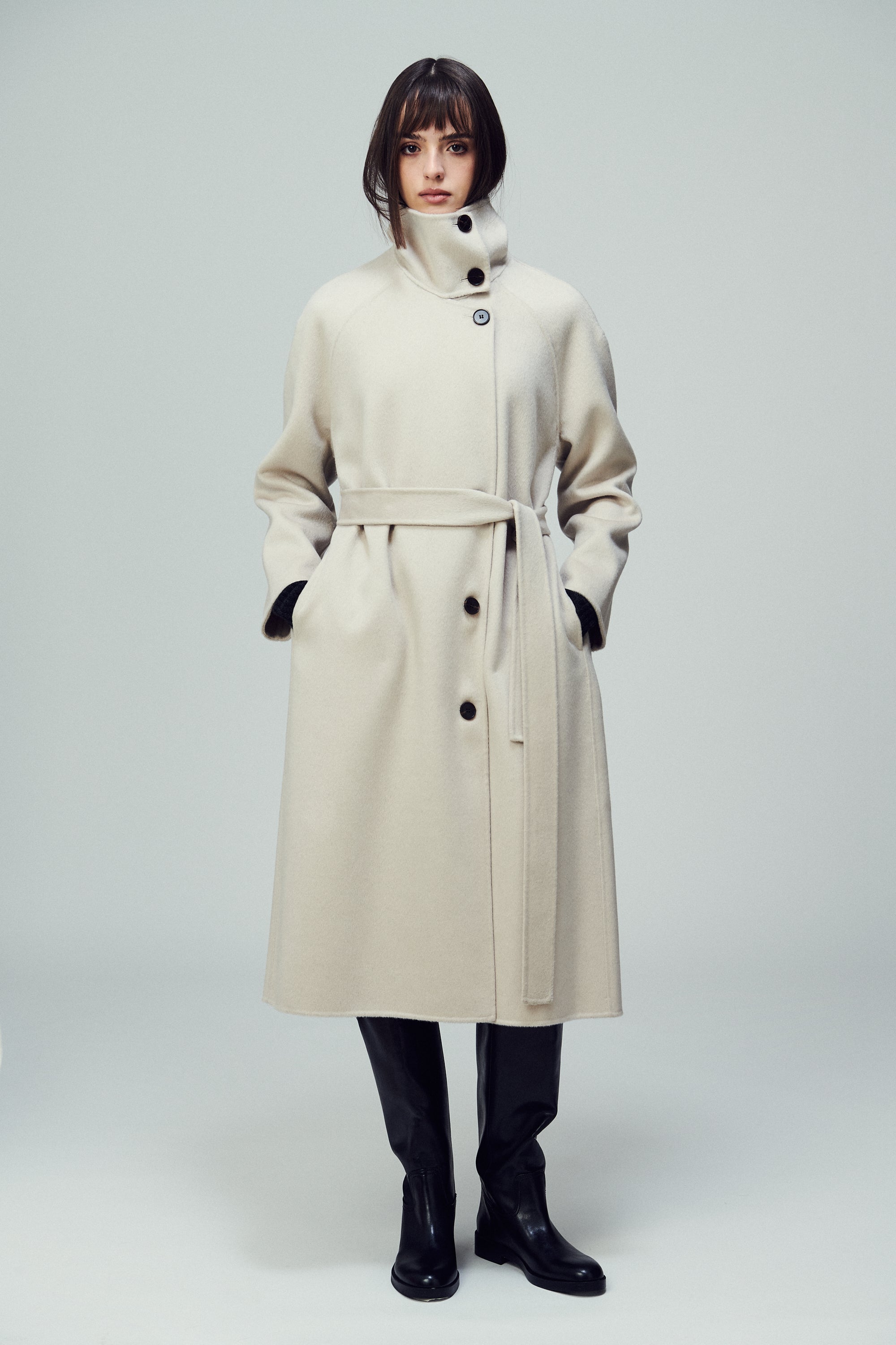 Paris High-Neck Coat Mother of Pearl