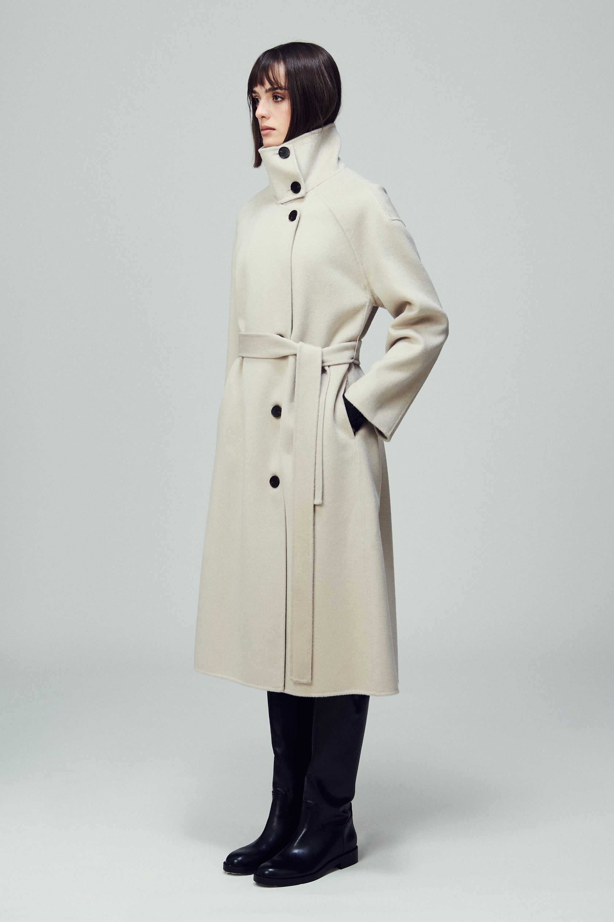 Paris High-Neck Coat Mother of Pearl