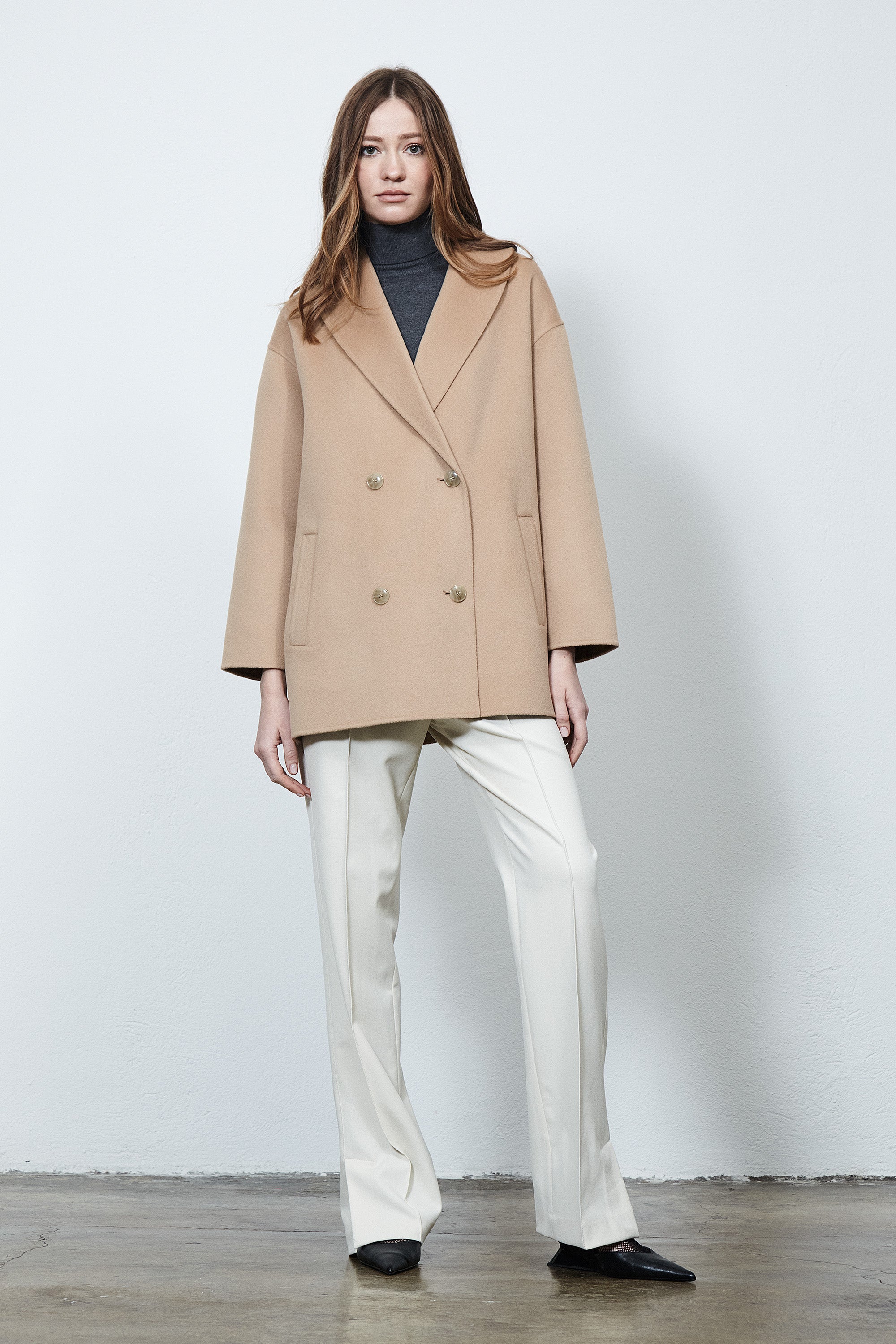 Brooklyn Round Lapel Coat Desert